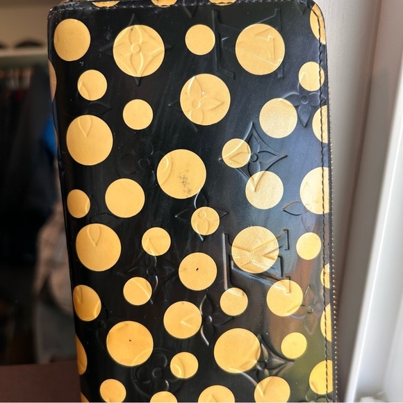 Louis Vuitton x Yayoi Kusama Polka Dot Wallet - Picture 5 of 13
